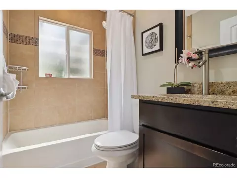 2510 Oneida St, Denver, CO 80207 photo 13