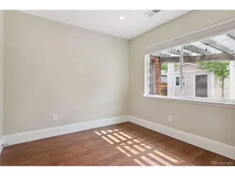 2510 Oneida St, Denver, CO 80207 photo 12