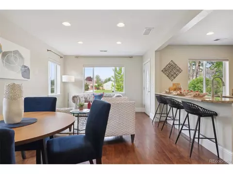 2510 Oneida St, Denver, CO 80207 photo 5