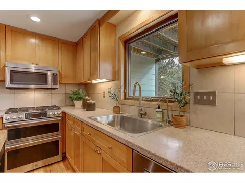357 Canyonside Dr, Boulder, CO 80302 photo 6