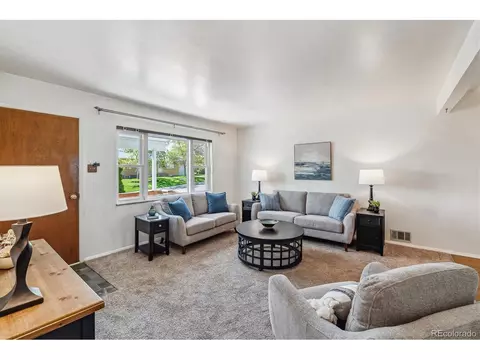 6882 Moore St, Arvada, CO 80004 photo 7