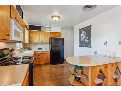 6882 Moore St, Arvada, CO 80004 photo 14