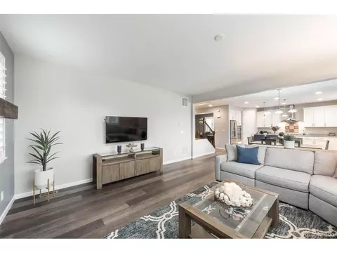 26845 E Glasgow Dr, Aurora, CO 80016 photo 6