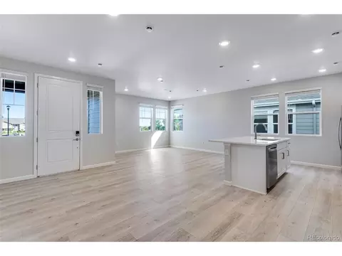 1509 E 3rd Ave, Longmont, CO 80501 photo 4