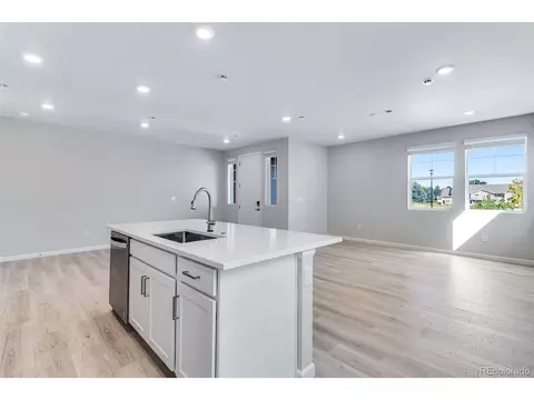 1509 E 3rd Ave, Longmont, CO 80501 photo 7