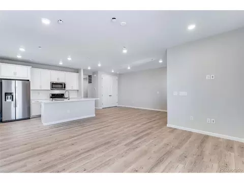 1509 E 3rd Ave, Longmont, CO 80501 photo 5