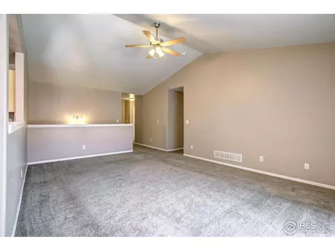 329 E 28th St Ln, Greeley, CO 80631 photo 5