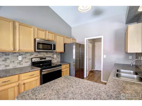 329 E 28th St Ln, Greeley, CO 80631 photo 13