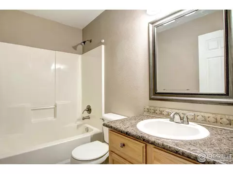 329 E 28th St Ln, Greeley, CO 80631 photo 20