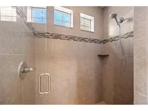 Bath - 20162 E 53rd Pl, Denver, CO 80249 photo 2 of 4