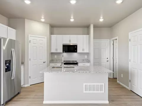 2242 E 164th Ave, Thornton, CO 80602 photo 12