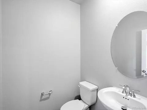 2242 E 164th Ave, Thornton, CO 80602 photo 14