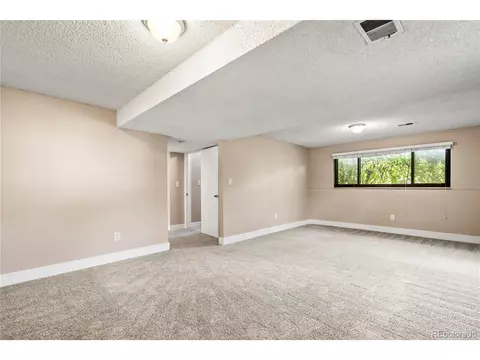 Undisclosed, Aurora, CO 80010 photo 13