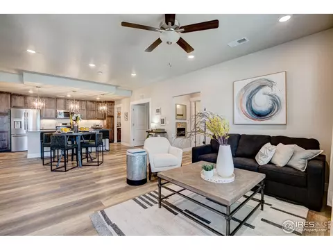 285 High Point Dr #H-101, Longmont, CO 80504