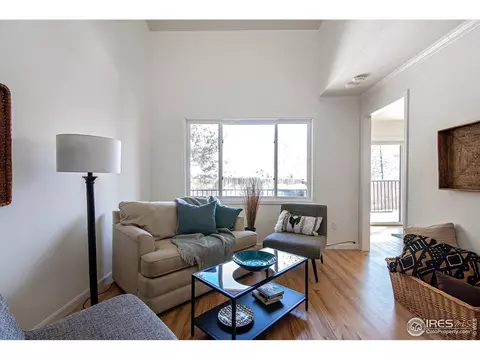 1542 Macarthur Dr, Boulder, CO 80303 photo 6