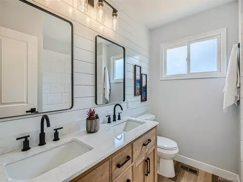 2484 E 101st Ct, Thornton, CO 80229 photo 16