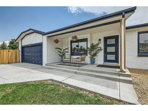 2484 E 101st Ct, Thornton, CO 80229 photo 2