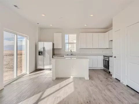 665 Heartland Dr, Bennett, CO 80102 photo 13