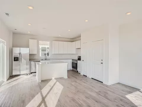 665 Heartland Dr, Bennett, CO 80102 photo 10