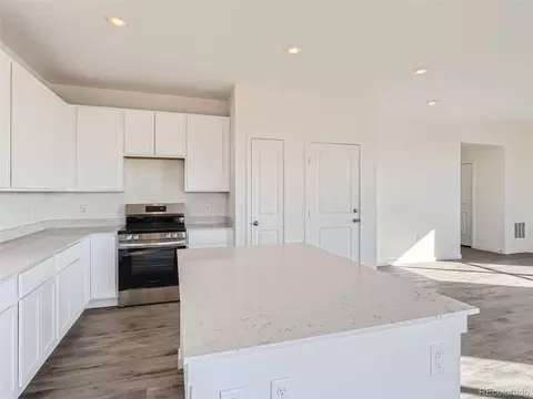 665 Heartland Dr, Bennett, CO 80102 photo 12