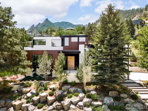 400 Christmas Tree Dr, Boulder, CO 80302