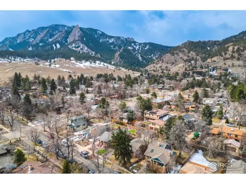 829 Grant Pl, Boulder, CO 80302 photo 3