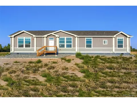1991 Comanche Cir, Strasburg, CO 80136
