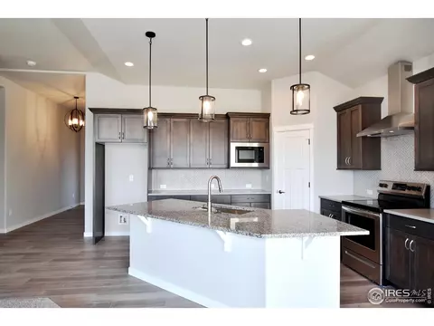 6504 2nd St, Greeley, CO 80634 photo 5