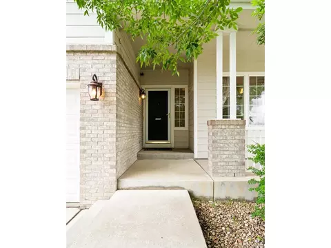 3741 E 100th Ct, Thornton, CO 80229 photo 3