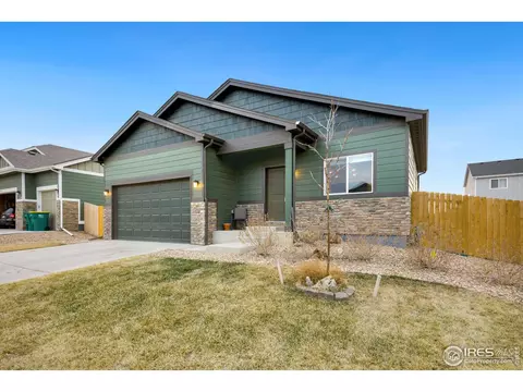 1505 S Kings Crown Dr, Milliken, CO 80543 photo 2