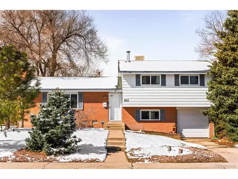 897 Elkhart St, Aurora, CO 80011