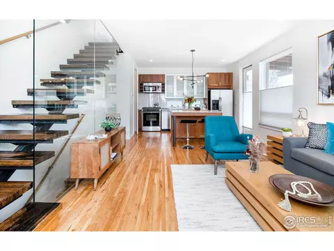 601 Canyon Blvd #A, Boulder, CO 80302 photo 2