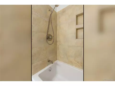 11275 E 6th Pl, Aurora, CO 80010 photo 20
