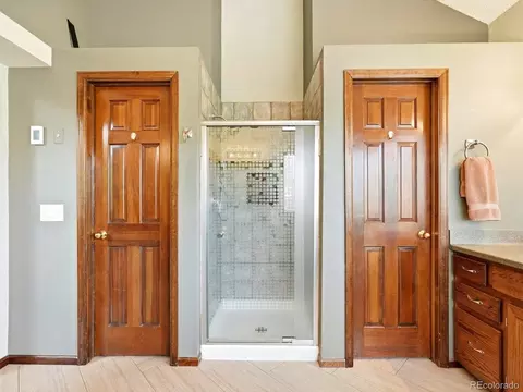 Bath - 6878 Taft Ct, Arvada, CO 80004 photo 4 of 5