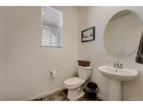 Bath - 46557 Sunrise Ct, Bennett, CO 80102 photo 1 of 4
