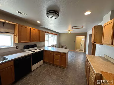 642 Birch Ave, Akron, CO 80720 photo 6