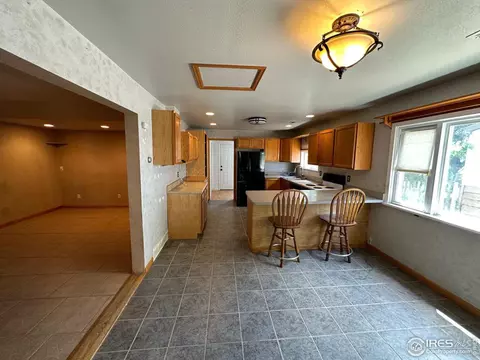 642 Birch Ave, Akron, CO 80720 photo 3