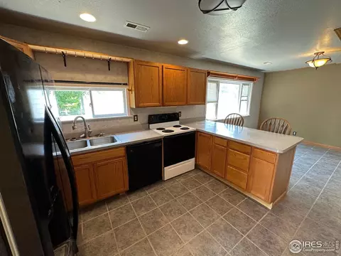 642 Birch Ave, Akron, CO 80720 photo 8