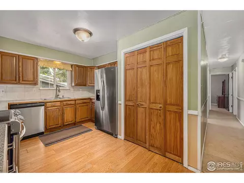 1436 Hilltop Dr, Longmont, CO 80504 photo 7
