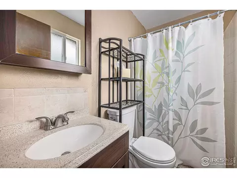 1436 Hilltop Dr, Longmont, CO 80504 photo 20