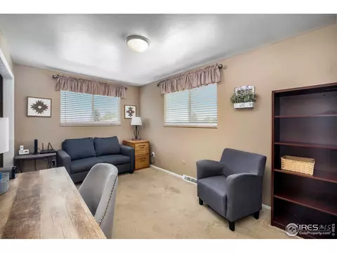 1436 Hilltop Dr, Longmont, CO 80504 photo 15
