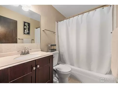 1436 Hilltop Dr, Longmont, CO 80504 photo 9