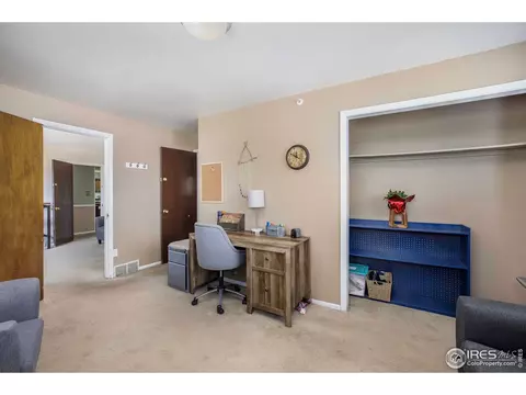 1436 Hilltop Dr, Longmont, CO 80504 photo 16