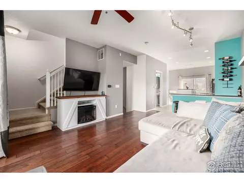 9771 Cherry Ln, Thornton, CO 80229 photo 5