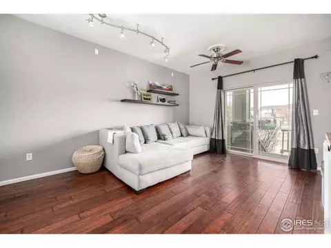 9771 Cherry Ln, Thornton, CO 80229 photo 6