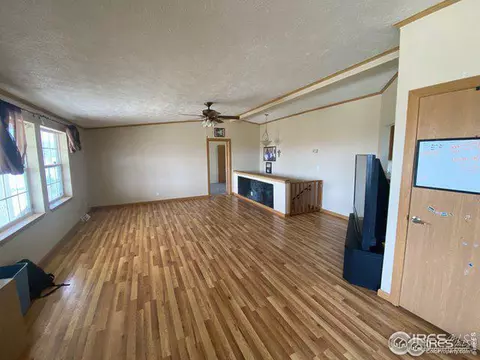 1021 E 4th St, Akron, CO 80720 photo 2