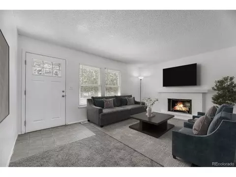 3584 S Olathe Way, Aurora, CO 80013