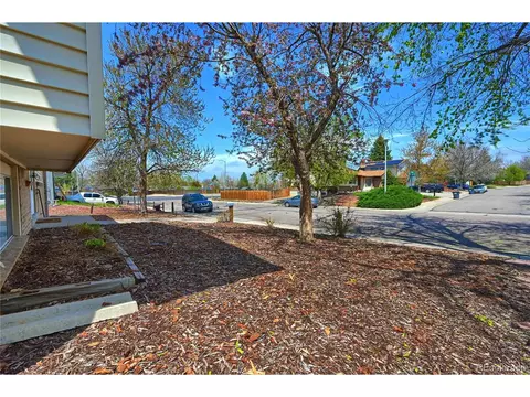 16932 E Bates Ave, Aurora, CO 80013 photo 4