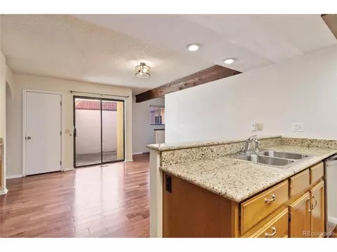 1453 S Salem Way, Aurora, CO 80012