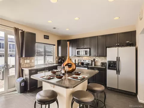 5539 Killarney Ct, Denver, CO 80249 photo 10